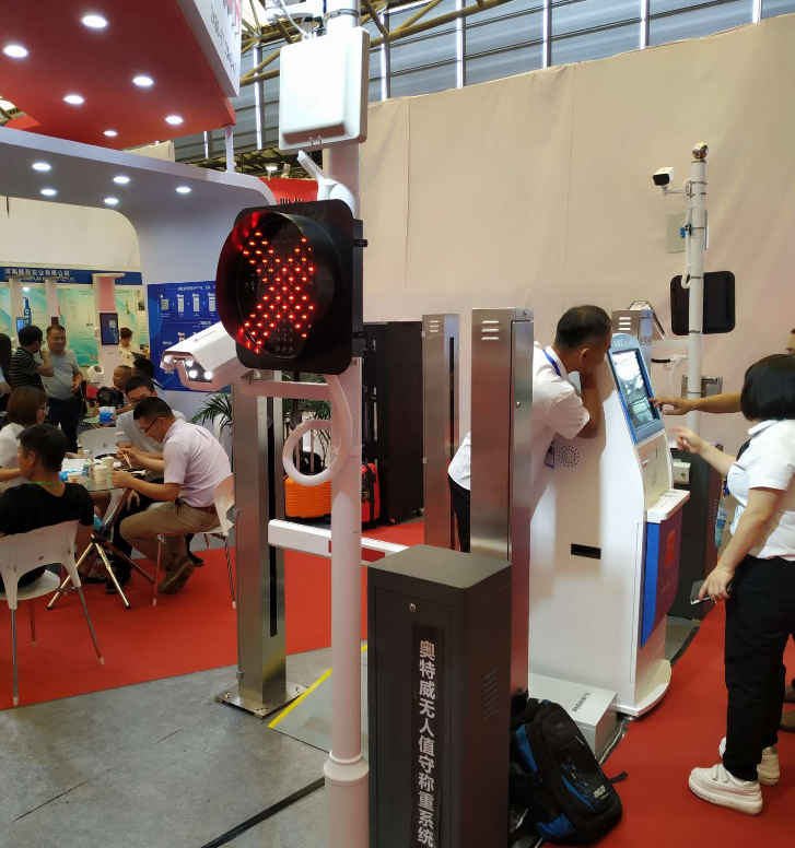 眾多國內(nèi)知名衡器行業(yè)、企業(yè)及專業(yè)參展商們紛紛云集