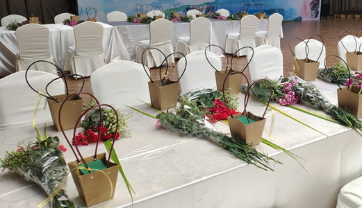 圣能科技“三八”婦女節(jié)專題活動：詩情花意、烘感幸福